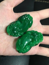 Load image into Gallery viewer, 10% OFF- A Pair Certified Natural Jadeite Emerald Jade Pixiu Pendants《Grade A》(2 pcs)
