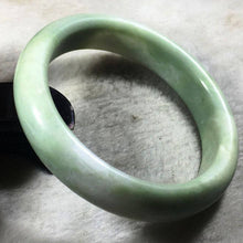 Load image into Gallery viewer, 10% OFF- 58/59/60 mm Certified Natural Jadeite Emerald Jade Bracelet Bangle《Grade A》012