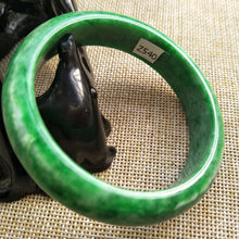 Load image into Gallery viewer, 10% OFF- 56/57/58 mm Certified Natural Jadeite Emerald A Jade HandCarved Bracelet Bangle Z540