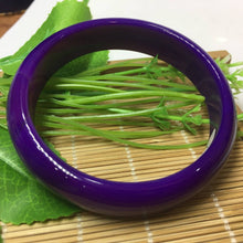 Load image into Gallery viewer, 10% OFF- 56/57/58 mm Certified Natural Jadeite Emerald A*Jade HandCarved Bangle K290503