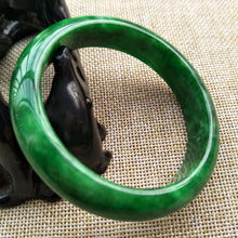 Load image into Gallery viewer, 10% OFF- 57/58/59mm Certified Natural Jadeite Emerald A*Jade HandCarved Bangle F545
