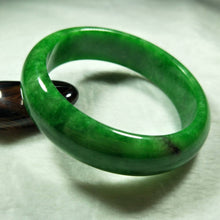 Load image into Gallery viewer, 10% OFF- 57/58/59 mm Certified Natural Jadeite Emerald Jade Bangle《Grade A》F548