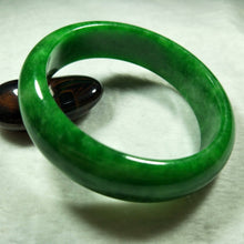Load image into Gallery viewer, 10% OFF- 57/58/59 mm Certified Natural Jadeite Emerald Jade Bangle《Grade A》F548