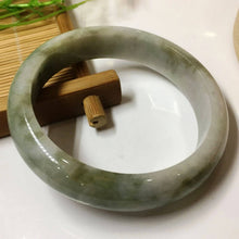 Load image into Gallery viewer, 10% OFF- 57/58/59 mm Certified Natural Icy Jadeite Emerald Jade Bangle《Grade A》飘花3878
