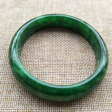 Load image into Gallery viewer, 10% OFF- 56/57/58 mm Certified Natural Jadeite Emerald A Jade HandCarved Bangle Z033