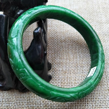 Load image into Gallery viewer, 10% OFF- 60/61/62 mm Certified Natural Jadeite Emerald A Jade HandCarved Ruyi Flower Bracelet Bangle Z214