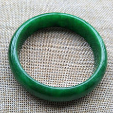 Load image into Gallery viewer, 10% OFF- 57/58/59 mm Certified Natural Jadeite Emerald A*Jade Handcarved Bangle C129