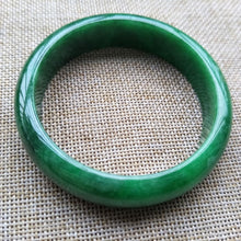 Load image into Gallery viewer, 10% OFF- 58/59/60 mm Certified Natural Jadeite Emerald A*Jade Handcarved Bangle C131