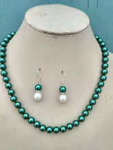 Load image into Gallery viewer, 10% OFF- 18 in/460 mm L-Certified Natural Fine Green White South Sea Shell Pearl Necklace + Earrings