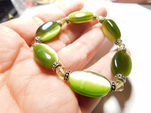 Load image into Gallery viewer, 190 mm/7.5 in-Certified Natural Green Jadeite Emerald Jade Beads Stretchy Bracelet 《Grade A》