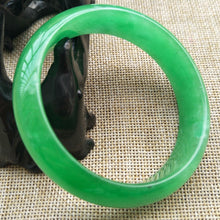 Load image into Gallery viewer, 10% OFF- 58/59/60 mm Certified Natural Jadeite Emerald A*Jade HandCarved Bangle P113