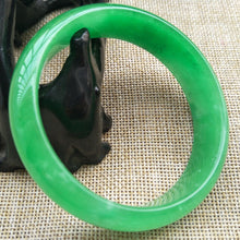 Load image into Gallery viewer, 10% OFF- 58/59/60 mm Certified Natural Jadeite Emerald A*Jade HandCarved Bangle P113