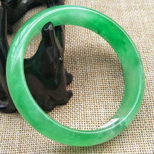Load image into Gallery viewer, 10% OFF- 58/59/60 mm Certified Natural Jadeite Emerald A*Jade HandCarved Bangle P112