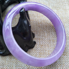 Load image into Gallery viewer, 10% OFF- 56/57/58 mm Certified Natural Jadeite Emerald A*Jade HandCarved Bangle T102