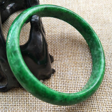 Load image into Gallery viewer, 10% OFF- 57/58/59 mm Certified Natural Jadeite Emerald A*Jade Handcarved Bangle C121