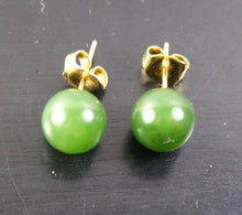 Load image into Gallery viewer, 10% OFF- 2 pcs-Certified Natural Jadeite Emerald A*Jade Handcarved A Pair of Vintage 1950'S 14KT Gold Curtis Creation Jade Earrings