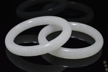 Load image into Gallery viewer, 10% OFF- 60/61/62mm Certified Natural White Jadeite Emerald A*Jade HandCarved Bangle A194089