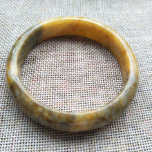 Load image into Gallery viewer, 10% OFF- 57/58/59 mm Certified Natural Yellow Jadeite Emerald A*Jade HandCarved Bangle Z930