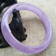 Load image into Gallery viewer, 10% OFF- 58/59/60 mm Certified Natural Jadeite Emerald A*Jade HandCarved Bangle 8638