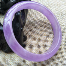 Load image into Gallery viewer, 10% OFF- 56/57/58 mm Certified Natural Jadeite Emerald A*Jade HandCarved Bangle 8612