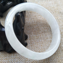 Load image into Gallery viewer, 10% OFF- 56/57/58 mm Certified Natural Jadeite Emerald A*Jade HandCarved Bangle A000