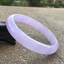 Load image into Gallery viewer, 10% OFF- 57/58/59mm Certified Natural Lavender Jadeite Emerald A*Jade HandCarved Bangle T156