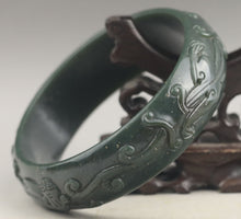 Load image into Gallery viewer, 10% OFF- 77/78/79mm Certified China Natural Green Hetian Emerald A*Jade HandCaved Double Dragons Bangle BIG NO.F508