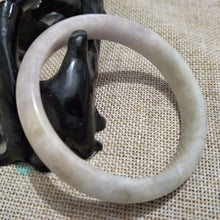 Load image into Gallery viewer, 10% OFF- 55/56/57mm Certified Natural Lavender Jadeite Emerald A*Jade HandCarved Bangle Z631
