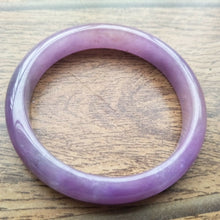 Load image into Gallery viewer, 10% OFF- 58/59/60mm Certified Natural Lavender Jadeite Emerald A*Jade HandCarved Bangle H109