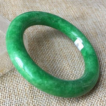 Load image into Gallery viewer, 10% OFF- 55/56/57mm Certified Natural Jadeite Emerald A*Jade HandCarved Bangle HA2107