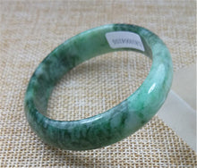 Load image into Gallery viewer, 10% OFF- 52/53/54 x 47.5m Certified Natural Jadeite Emerald A*Jade HandCarved Bangle Z-4105