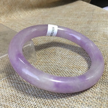 Load image into Gallery viewer, 10% OFF- 59/60/61mm Certified Natural Lavender Jadeite Emerald A*Jade HandCarved Bangle HA2114
