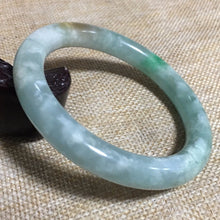 Load image into Gallery viewer, 10% OFF- 58/59/60mm Certified Natural 3 Color Jadeite Emerald A*Jade HandCarved Bangle L059