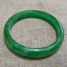 Load image into Gallery viewer, 10% OFF- 57/58/59mm Certified Natural Green Jadeite Emerald A*Jade HandCarved Bangle K113