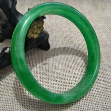 Load image into Gallery viewer, 10% OFF- 57/58/59mm Certified Natural Green Jadeite Emerald A*Jade HandCarved Bangle K113