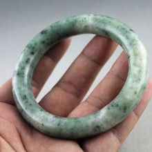 Load image into Gallery viewer, 10% OFF- 59/60/61mm Certified Natural Oily Green Jadeite Emerald A*Jade HandCarved Bangle 1096