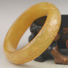 Load image into Gallery viewer, 10% OFF- 58/59/60mm Certified Natural Jadeite Emerald A*Jade HandCarved Bats Shou Bangle NO.G212