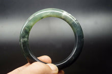 Load image into Gallery viewer, 10% OFF- 56/57/58mm Certified Natural Jadeite Emerald A*Jade HandCarved Round Bangle A-256