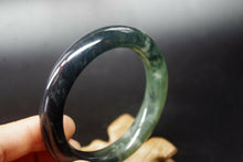 Load image into Gallery viewer, 10% OFF- 56/57/58mm Certified Natural Jadeite Emerald A*Jade HandCarved Round Bangle A-256