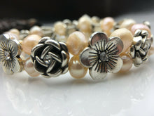 Load image into Gallery viewer, 10% OFF- 52-62mm Handmade Glamour Natural Freshwater Pearl Stretchy Bracelet Flower