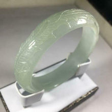 Load image into Gallery viewer, 10% OFF- 58/59/60mm Certified Natural Light Green Jadeite Emerald A*Jade HandCarved Bangle GX3132