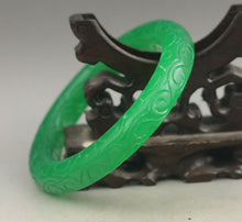 Load image into Gallery viewer, 10% OFF- 60/61/62mm Certified Natural Jadeite Emerald A*Jade HandCarved Dragon Round Bracelet Bangle A1940 with Gift Box