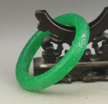 Load image into Gallery viewer, 10% OFF- 60/61/62mm Certified Natural Jadeite Emerald A*Jade HandCarved Dragon Round Bracelet Bangle A1940 with Gift Box
