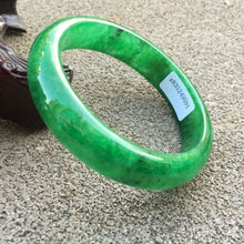 Load image into Gallery viewer, 10% OFF- 57/58/59mm Certified Natural Jadeite Emerald A*Jade HandCarved Bangle x9591 with Gift Box