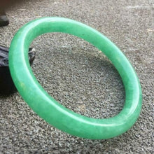 Load image into Gallery viewer, 10% OFF- 58/59/60mm Certified Natural Jadeite Emerald A*Jade HandCarved Round Bracelet Bangle x9400