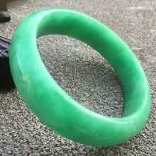 Load image into Gallery viewer, 10% OFF- 56/57/58mm Certified Natural Jadeite Emerald A*Jade HandCarved Bracelet Bangle x9406