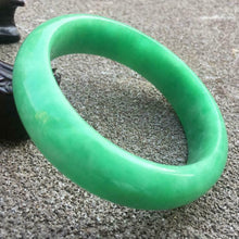 Load image into Gallery viewer, 10% OFF- 56/57/58mm Certified Natural Jadeite Emerald A*Jade HandCarved Bracelet Bangle x9406