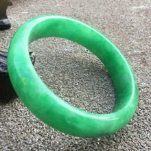 Load image into Gallery viewer, 10% OFF- 53/54/55mm Certified Natural Jadeite Emerald A*Jade HandCarved Bracelet Bangle x9409