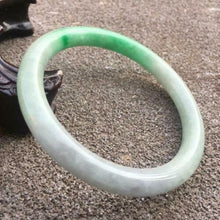 Load image into Gallery viewer, 10% OFF- 56/57/58mm Certified Natural 3 Color Jadeite Emerald A Jade HandCarved Round Bangle GX3031