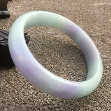 Load image into Gallery viewer, 10% OFF- 56/57/58mm Certified Natural Jadeite Emerald A*Jade HandCarved Bangle GX3024